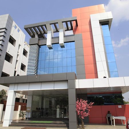 Hotel Sai Mahal Shirdi Extérieur photo