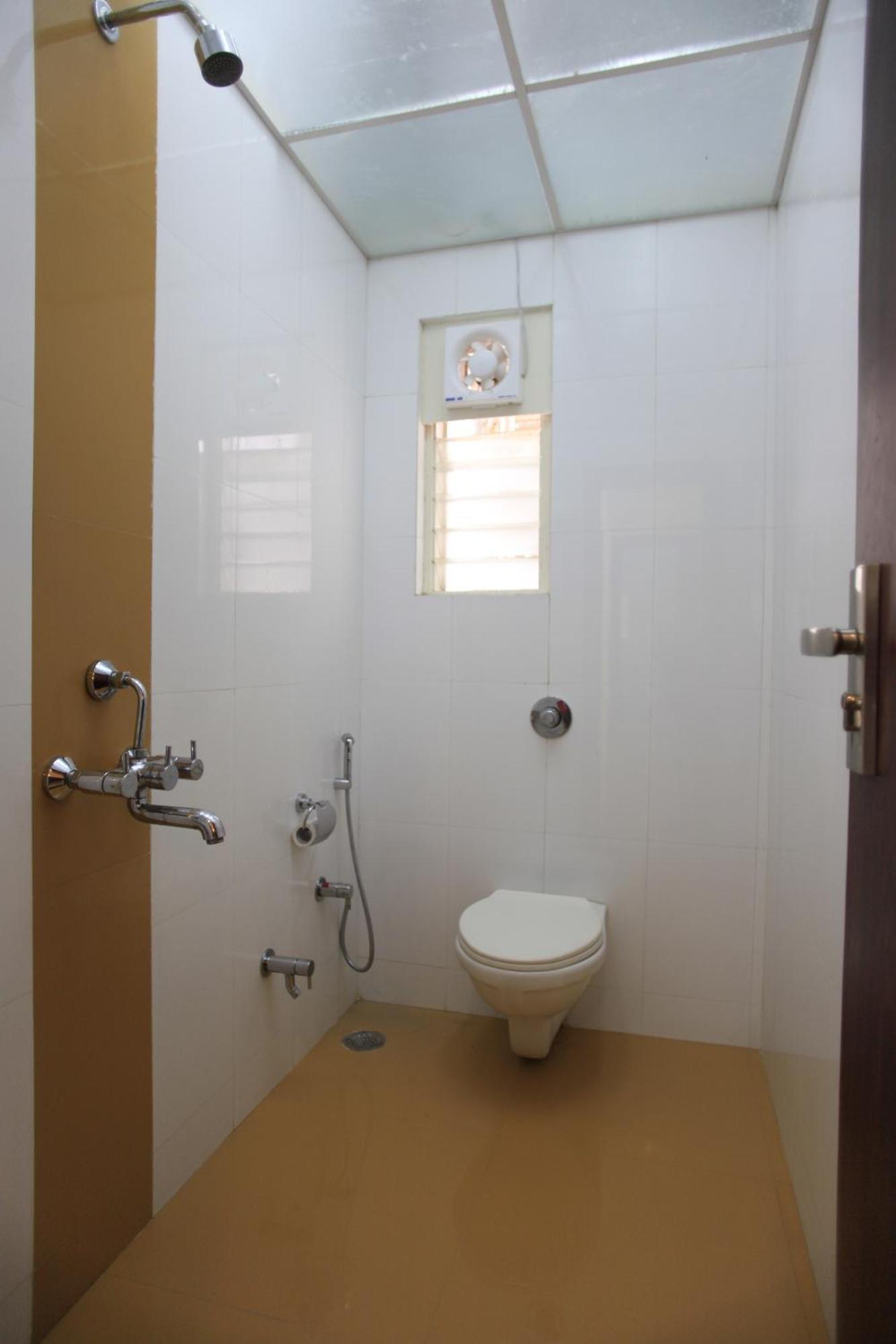 Hotel Sai Mahal Shirdi Extérieur photo